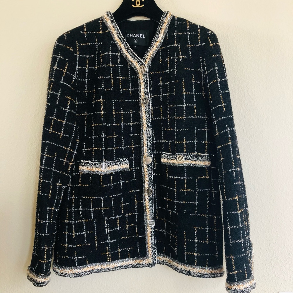 Chanel black tweed jacket 36